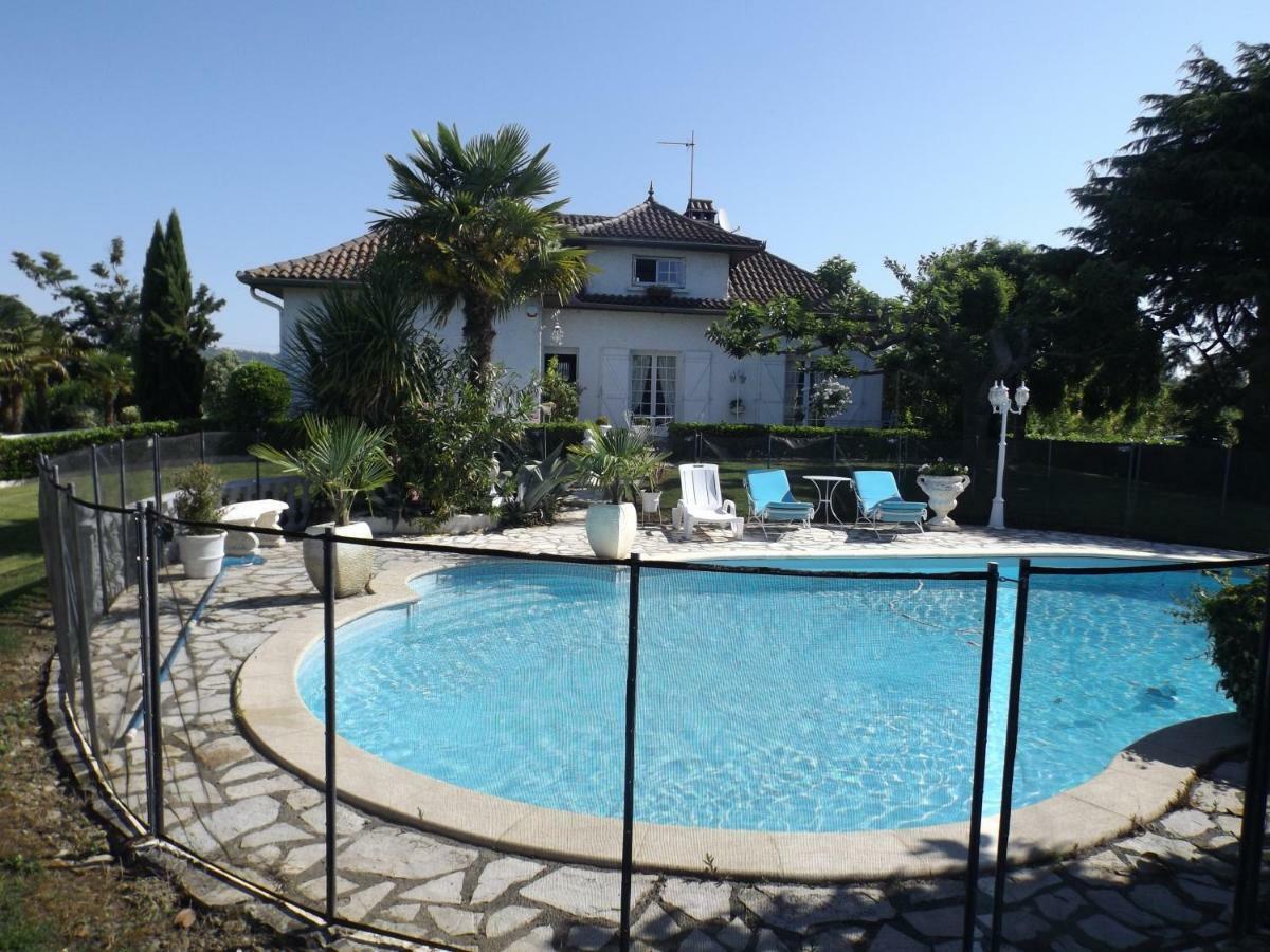 Chambre D'Hotes Bleue Saint-Nicolas-de-la-Grave Bagian luar foto